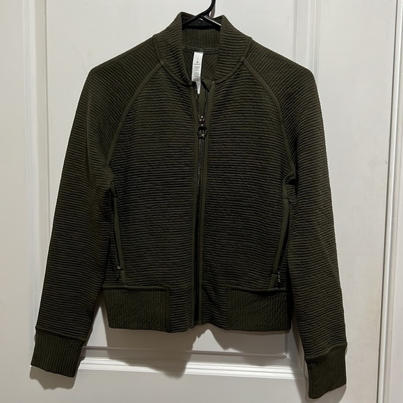 Lululemon bomber jacket - Picture 1 of 3